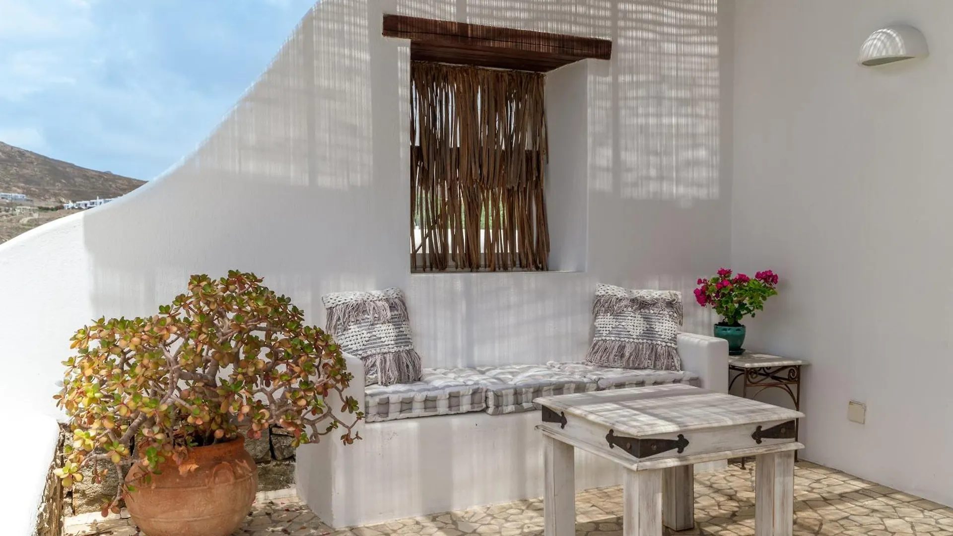 Calma Beach House Elia  0*, Elia (Mykonos) Greece
